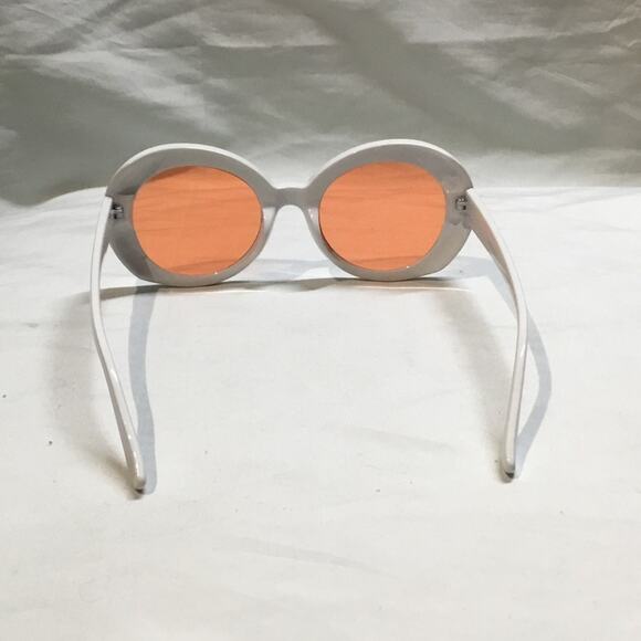SunGlasses - Picture 3 of 5